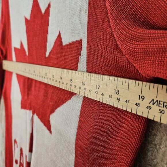 NWT Tipsy Elves Sweater Canada Spell Out Logo Red and White Pullover Mens Size S - Picture 3 of 10